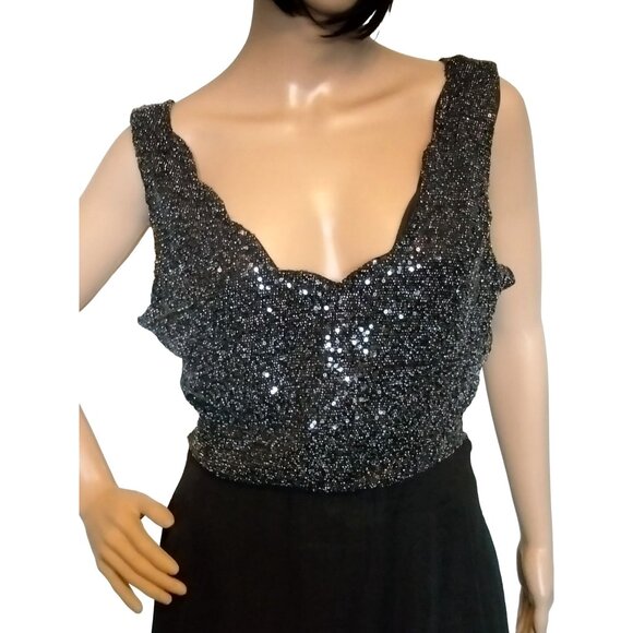 Charlotte Russe Sleeveless Sequin Chiffon Fit & Flare Cocktail Dress Size Large - Picture 3 of 6